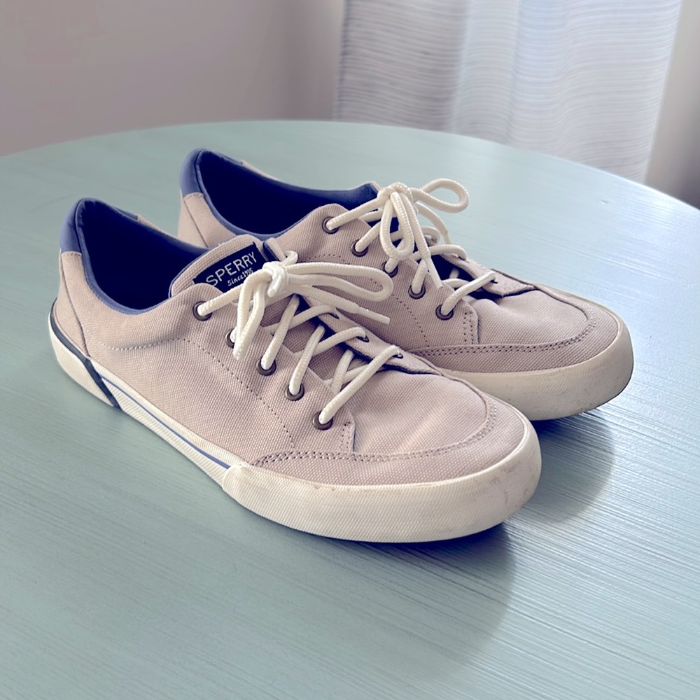 PRICE DROP - Sperry Harbor Tide Sneaker Boys size 5